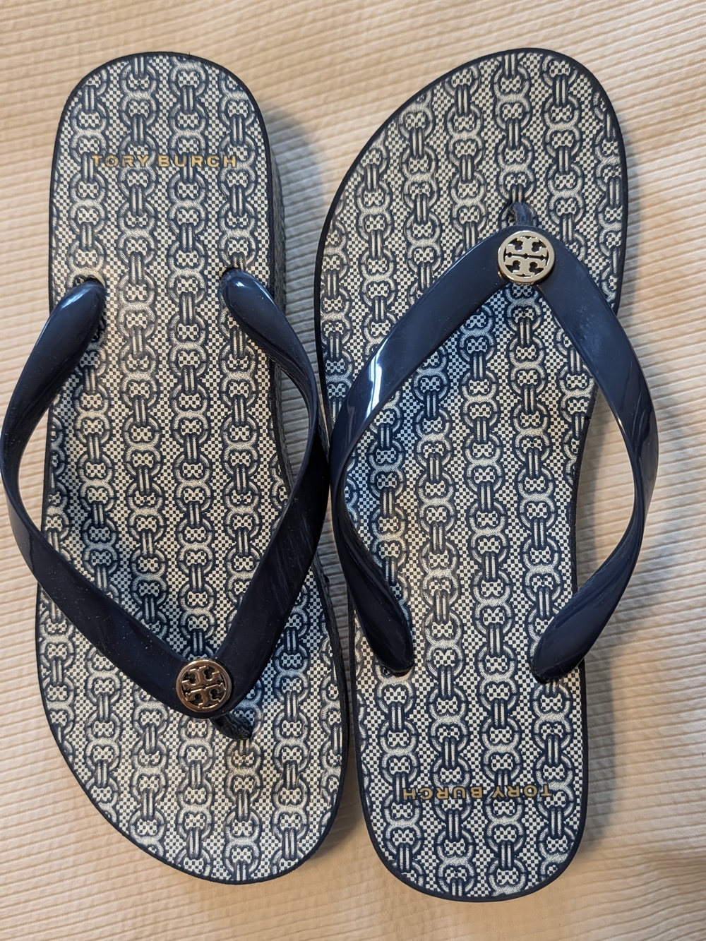 Tory Burch Navy and Cream Patterned Logo Jelly Flip Sandals